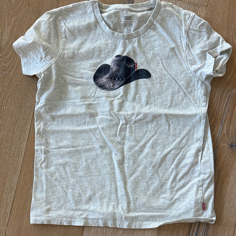 Levi's Gray Tee with Black Cowboy Hat Graphic